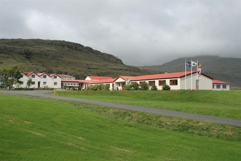 Smyrlabjörg country hotel