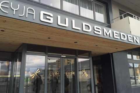 Eyja Guldsmeden Hotel