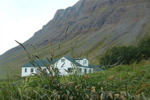 Kirkjubjól in Bjarnardalur