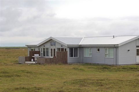 Eldhraun Holiday Home