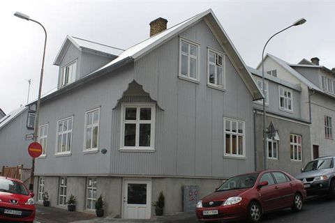 101 Skuggi Guesthouse
