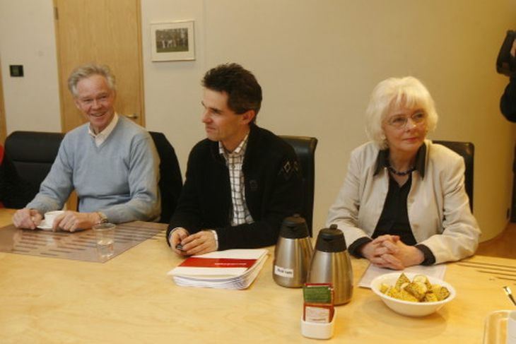 Ellert B. Schram, Skúli Helgason, framkvæmdastjóri Samfylkingarinanr og Jóhanna Sigurðardóttir, forsætisráðherraefni.