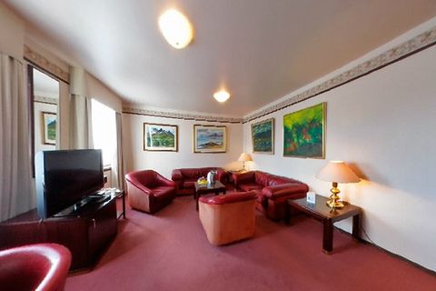 Hotel Holt