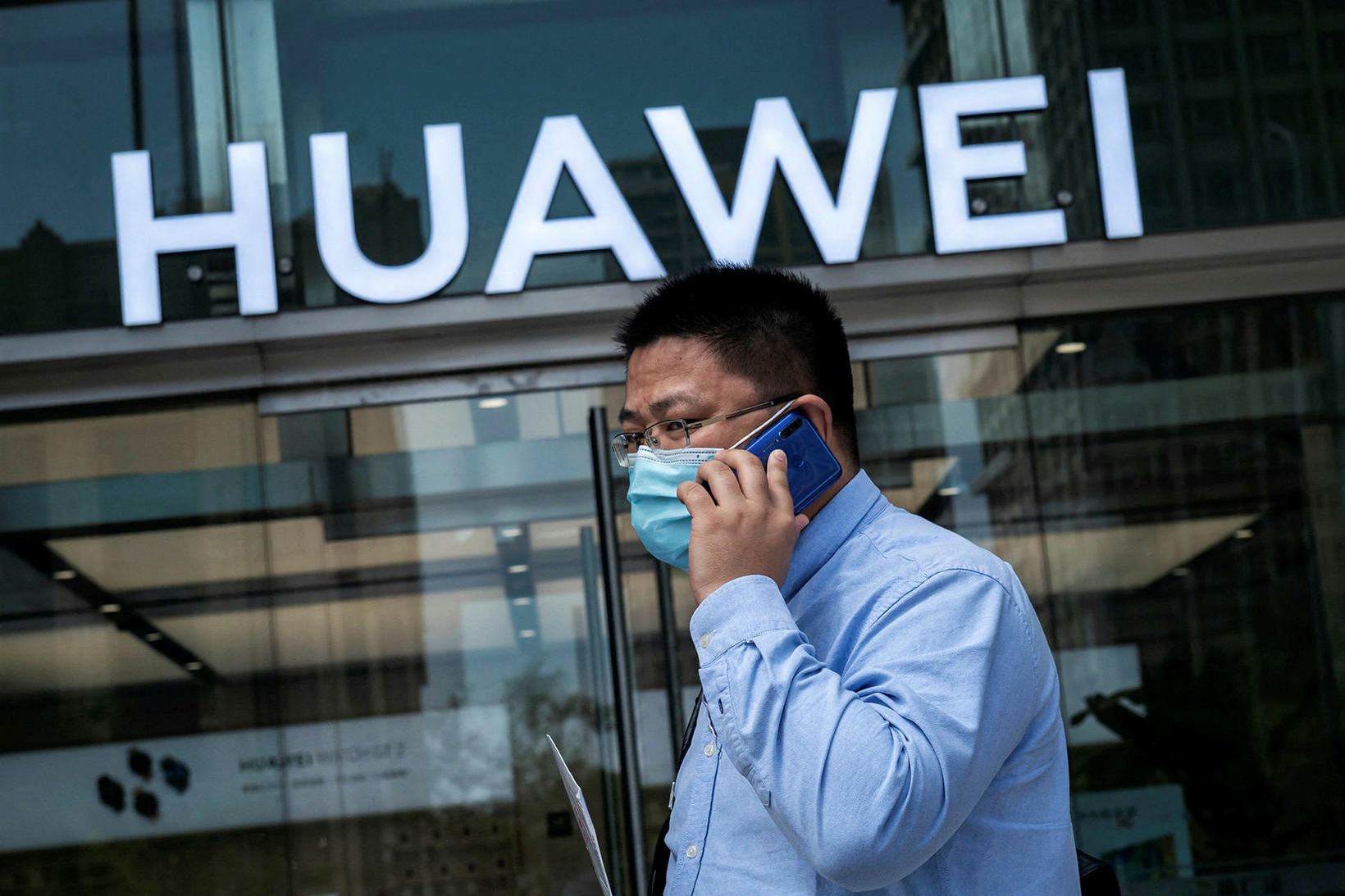 Litháen varar við kínverskum símum líkt og Huawei.