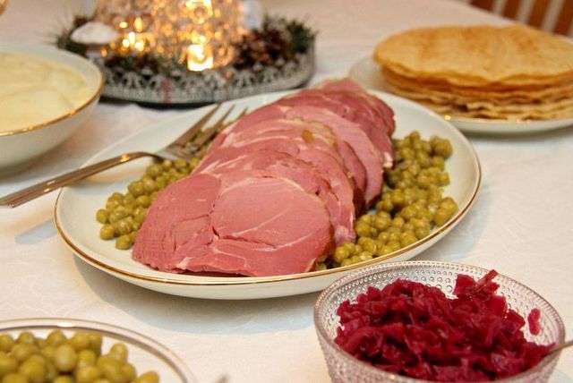 Hangikj t remains Iceland s most popular Christmas  meal 