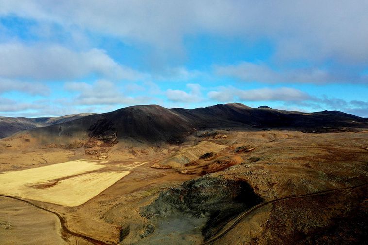 Explanation of earthquakes in the Reykjanes Peninsula