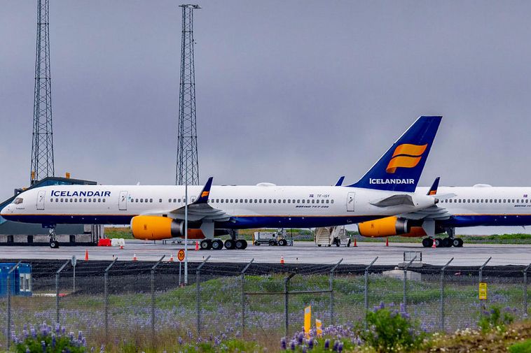 Icelandair Credit Facility Approval
