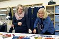 Refill Þuríður Vala Ólafsdóttir og Gunnhildur Edda Kristjánsdóttir verkefnastjóri í vinnu við Njálurefilinn.