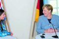 Samskipti Katrín Jakobsdóttir forsætisráðherra og Angela Merkel, kanslari Þýskalands, ávörpuðu blaðamenn í sumarbústað forsætisráðherra á Þingvöllum.