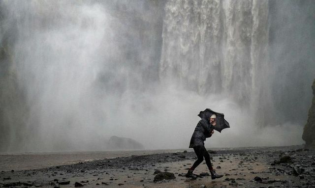 Very windy in South Iceland tomorrow - Iceland Monitor