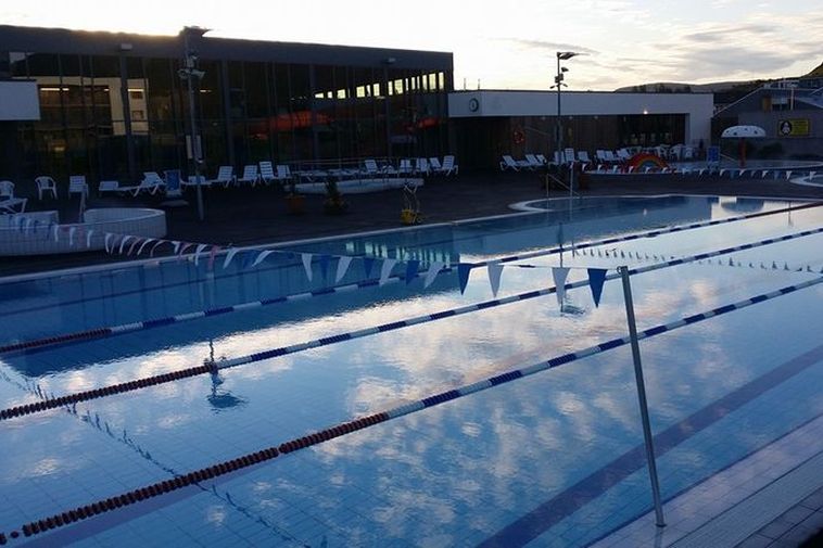 Young man found unconscious in Lágafell swimming pool in Mosfellsbær ...