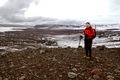 Eystri-Hagafellsjökull Bakvið Harald Gunnarsson jarðfræðing má sjá dauðísinn sem slitnaði frá jökulsporðinum. Jökulsporðurinn taldist því hafa hopað um eina 700 metra frá haustinu 2017 til síðasta hausts.