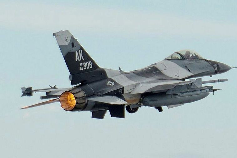 Five F 16 Fighter Jets Expected Today Iceland Monitor