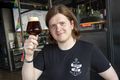 Leiðbeinandi Hjörvar Óli Sigurðsson er fyrsti íslenski „cicerone“-inn, sérfræðingur um bjór. Hann segir þörf á fræðslu um bjór í veitingageiranum.
